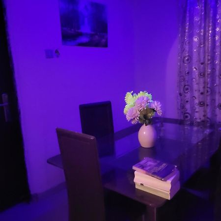 Edo Home เบนินซิตี้ ภายนอก รูปภาพ
